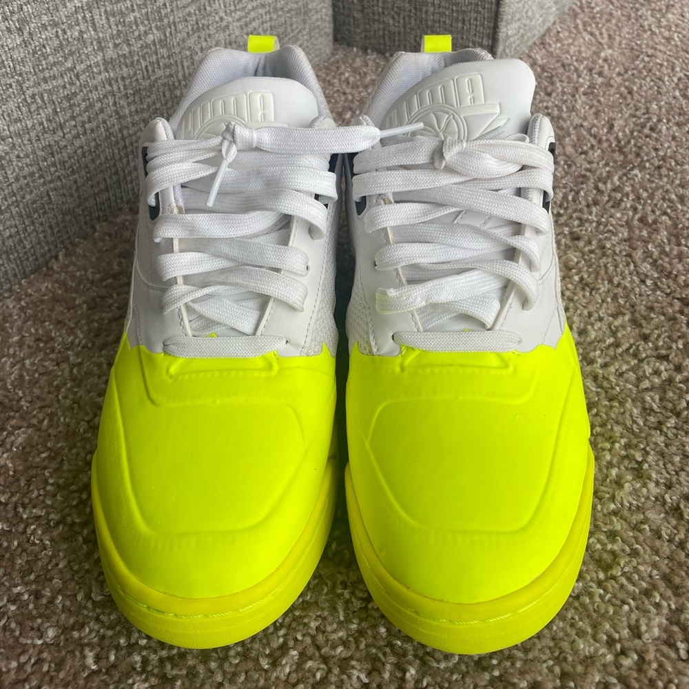 Puma Lowtop shoes